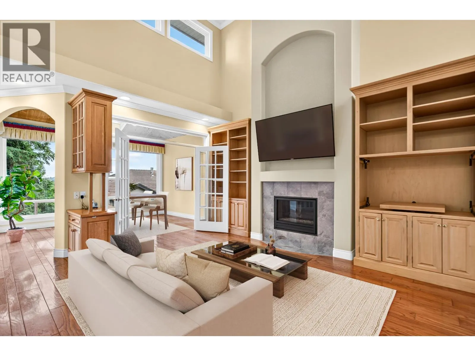 7 688 CITADEL DRIVE