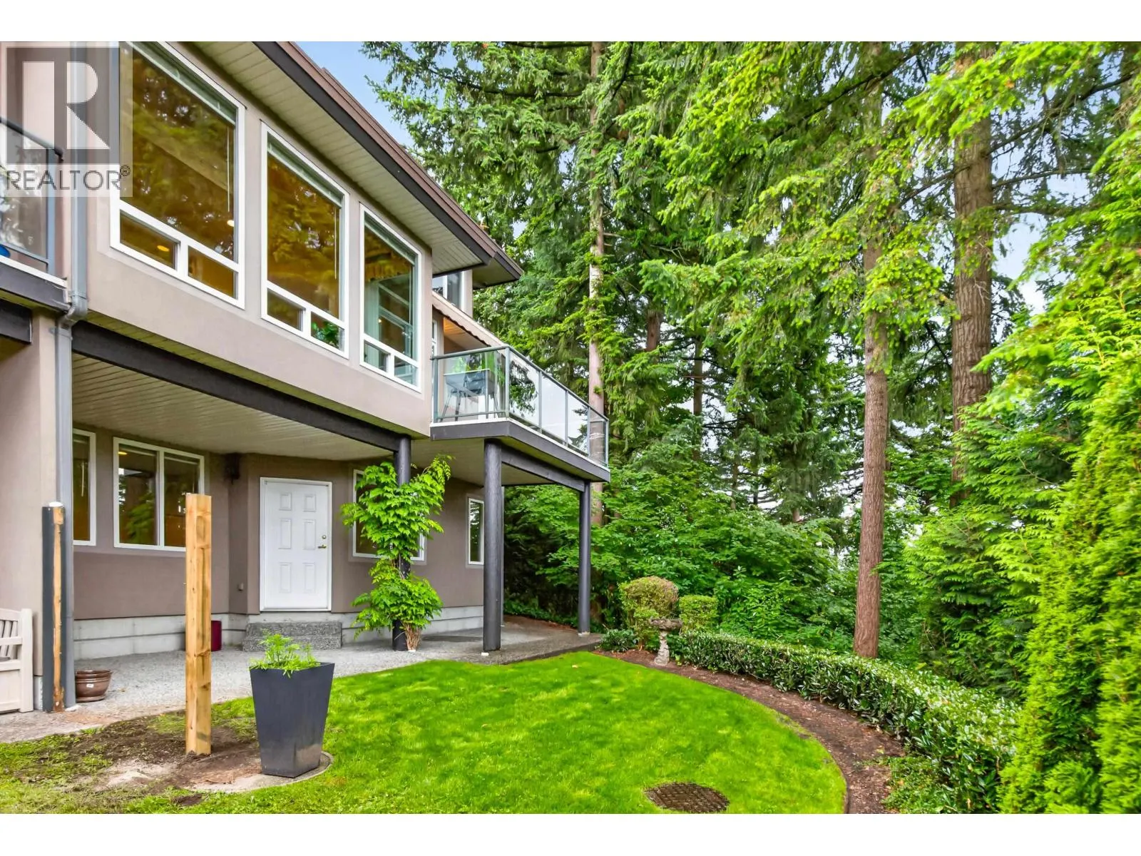 7 688 CITADEL DRIVE