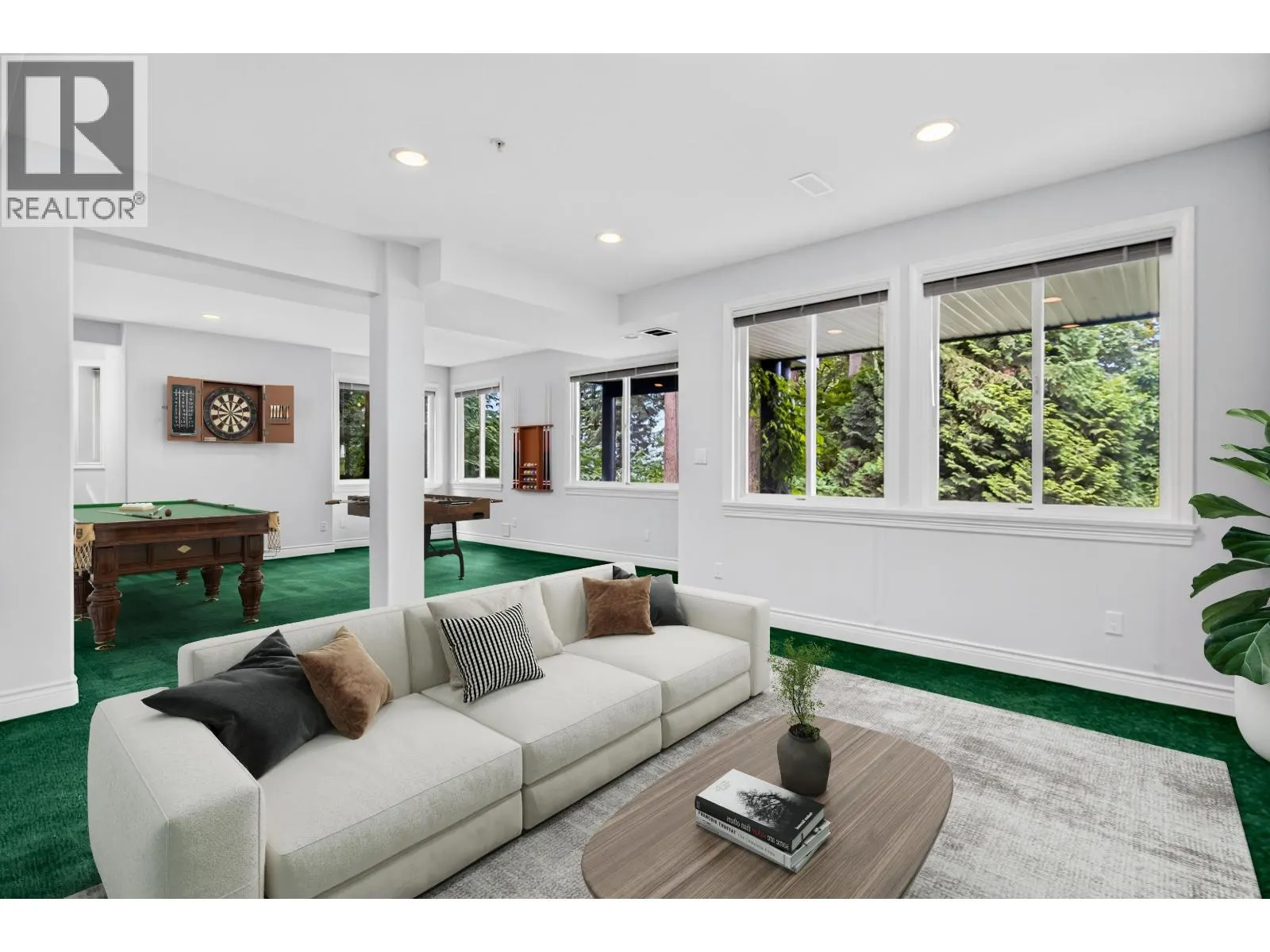 7 688 CITADEL DRIVE