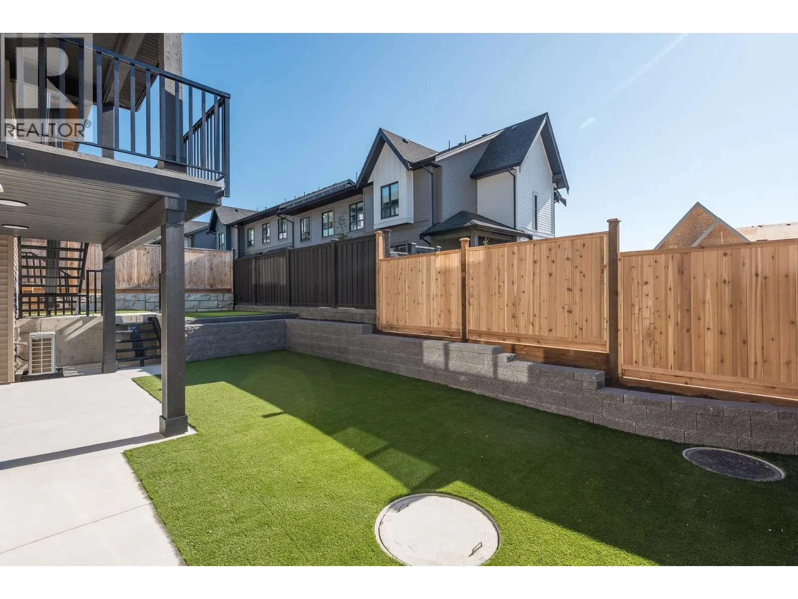 3558 MONSON CRESCENT