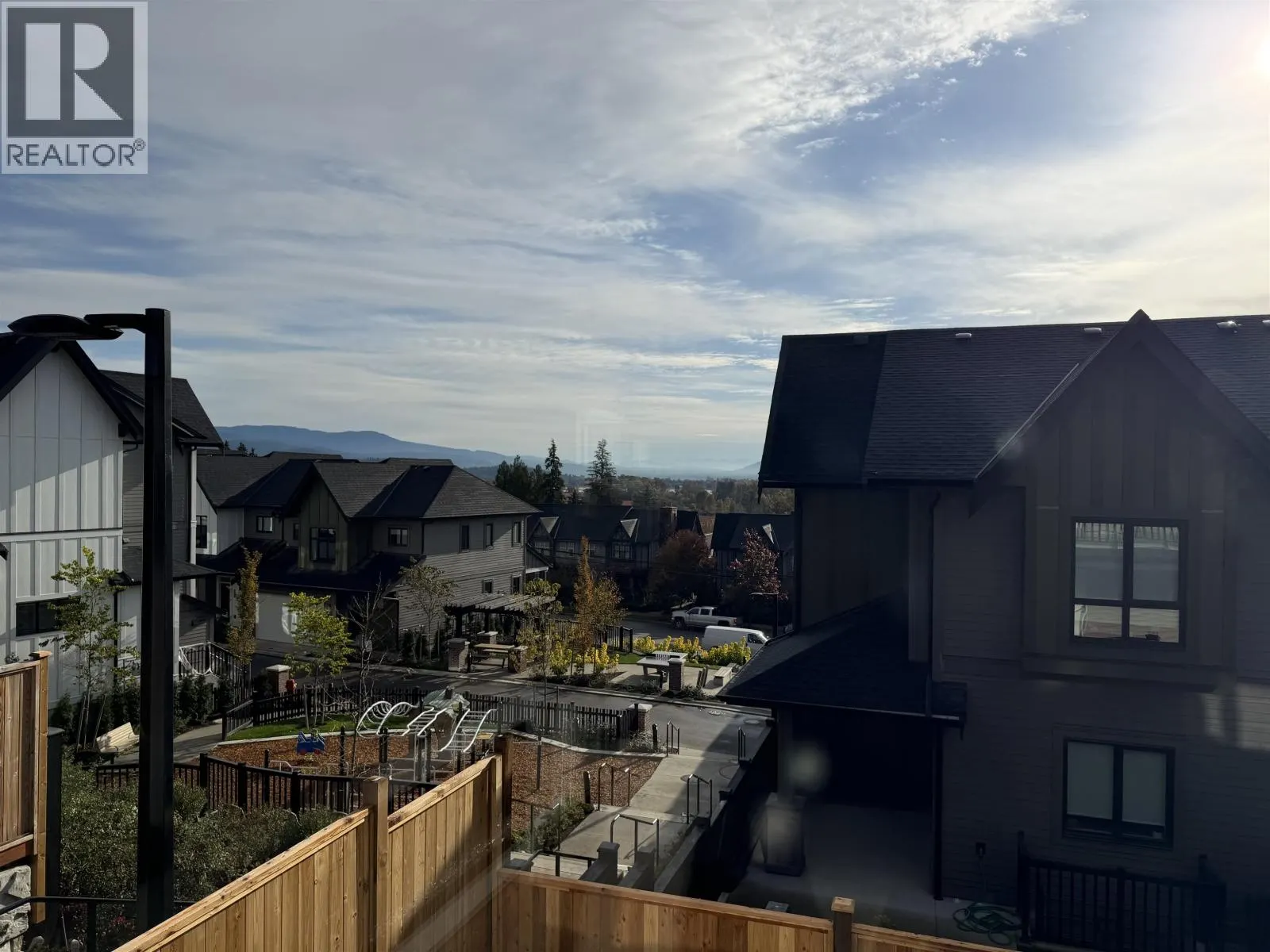 3558 MONSON CRESCENT