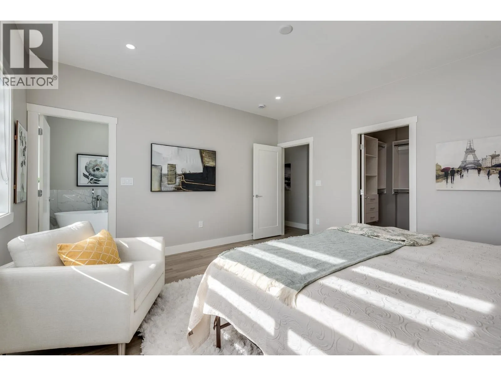 3558 MONSON CRESCENT
