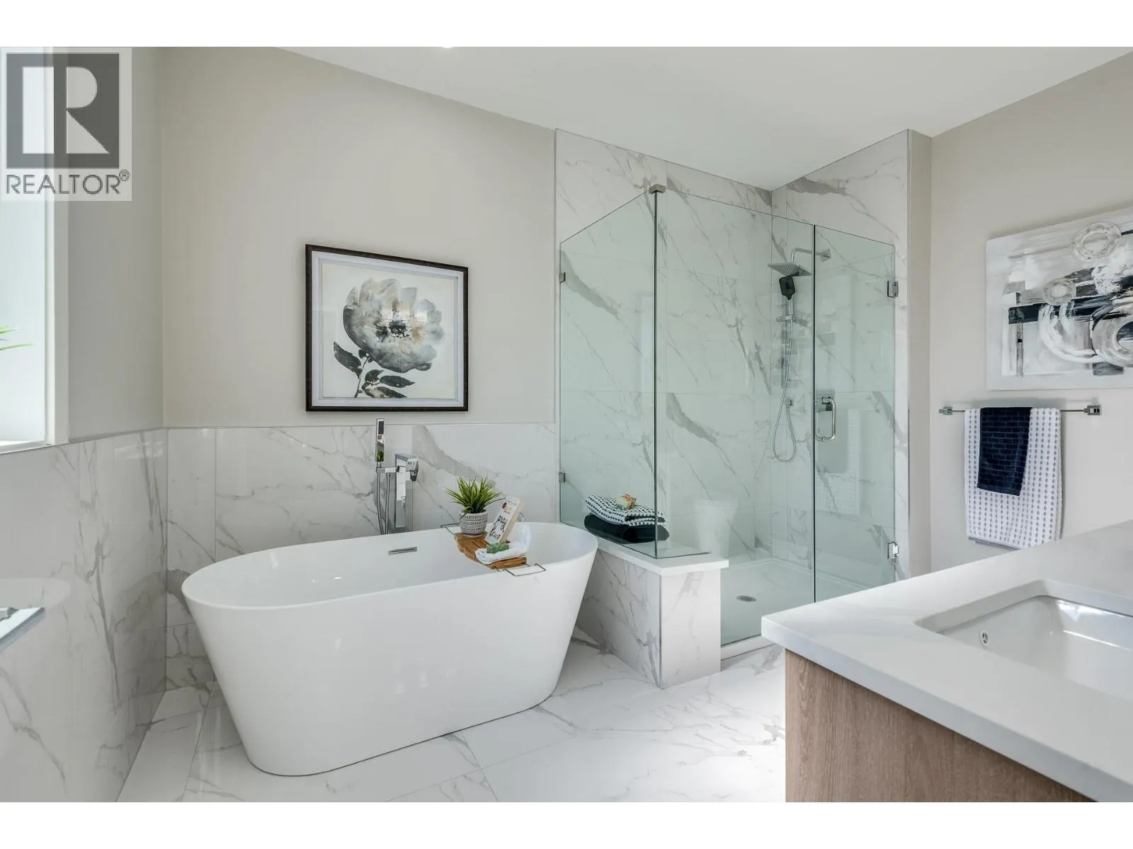 3558 MONSON CRESCENT