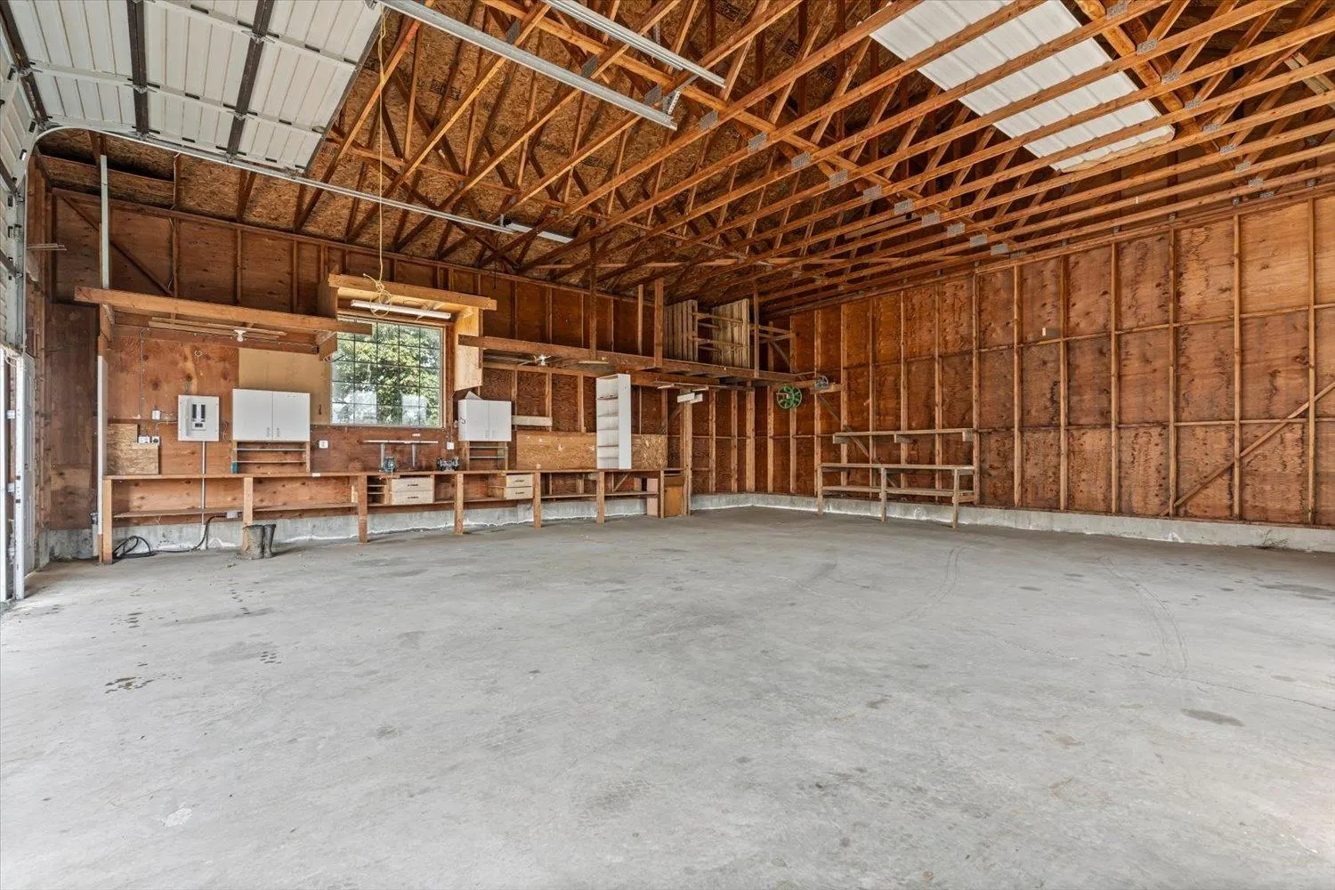 47083 BELL ROAD|Fairfield Island