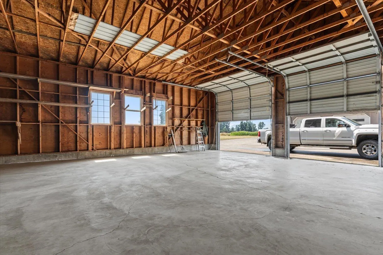 47083 BELL ROAD|Fairfield Island