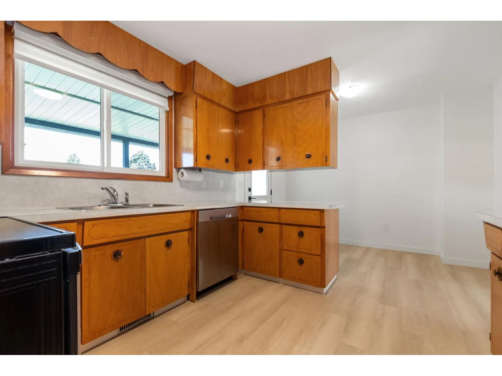 8783 BELLEVUE DRIVE|Chilliwack Proper West