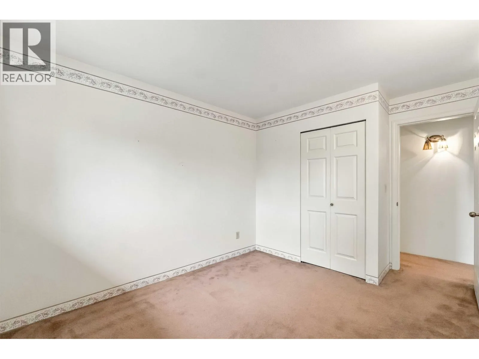 953 CAPTAIN COURT