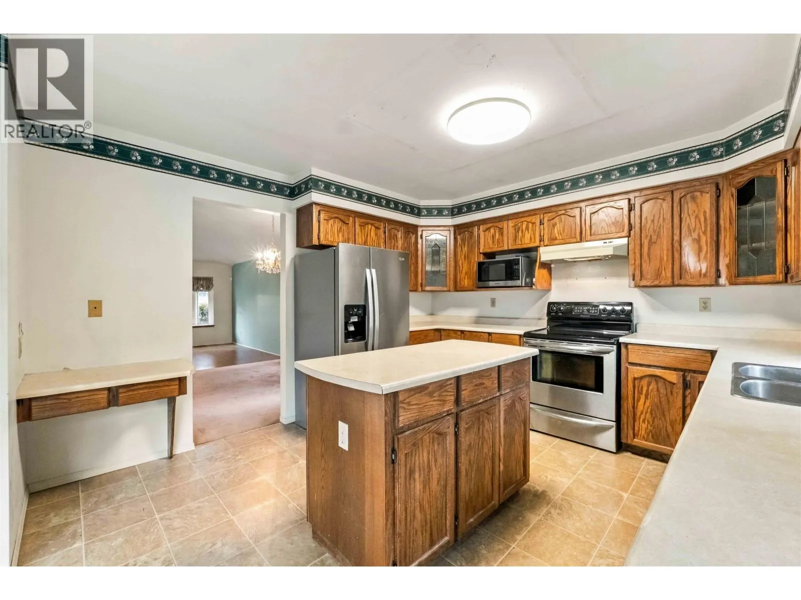 953 CAPTAIN COURT