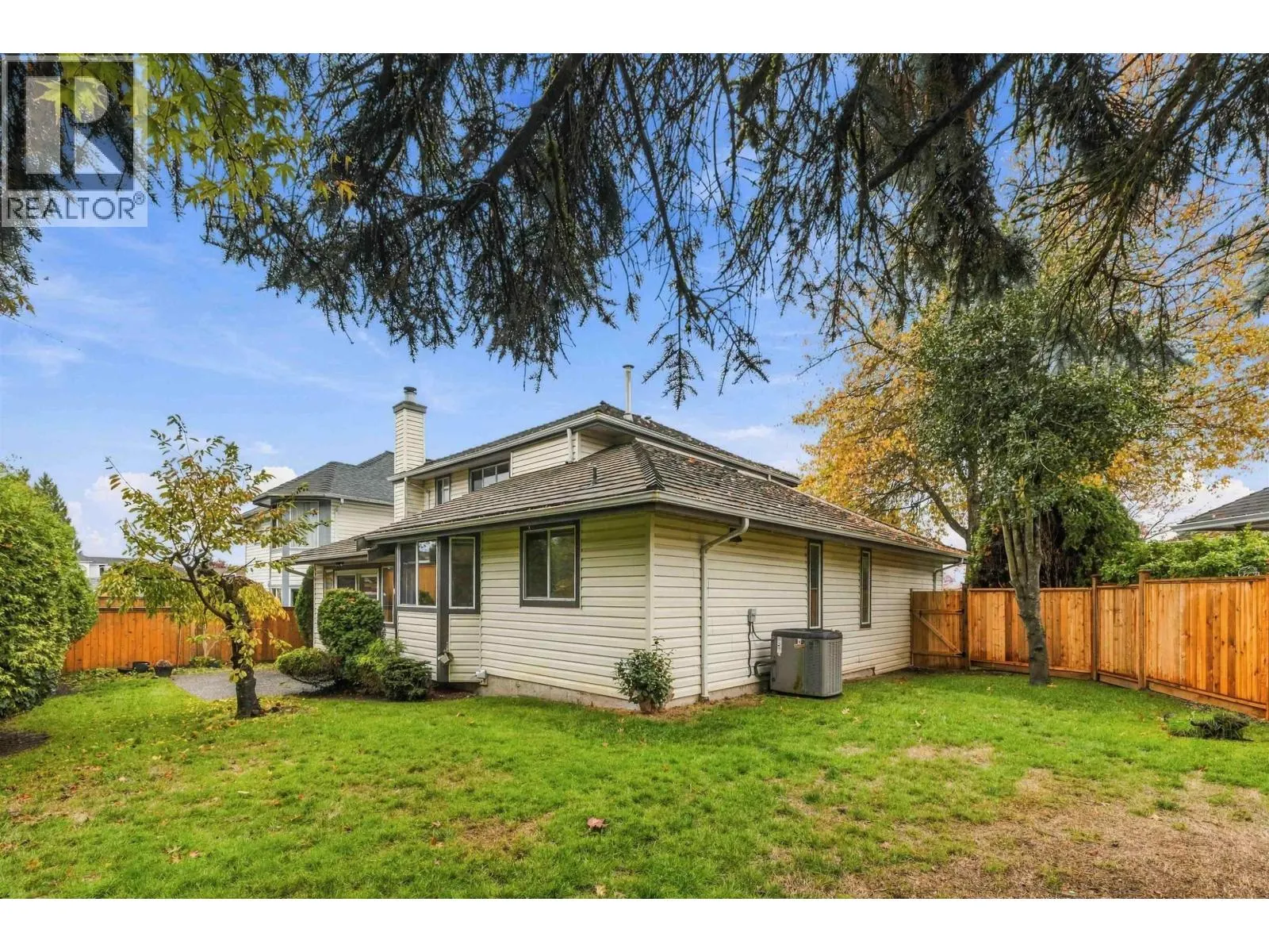 953 CAPTAIN COURT