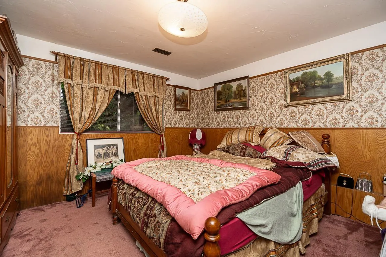 20088 FERNRIDGE CRESCENT