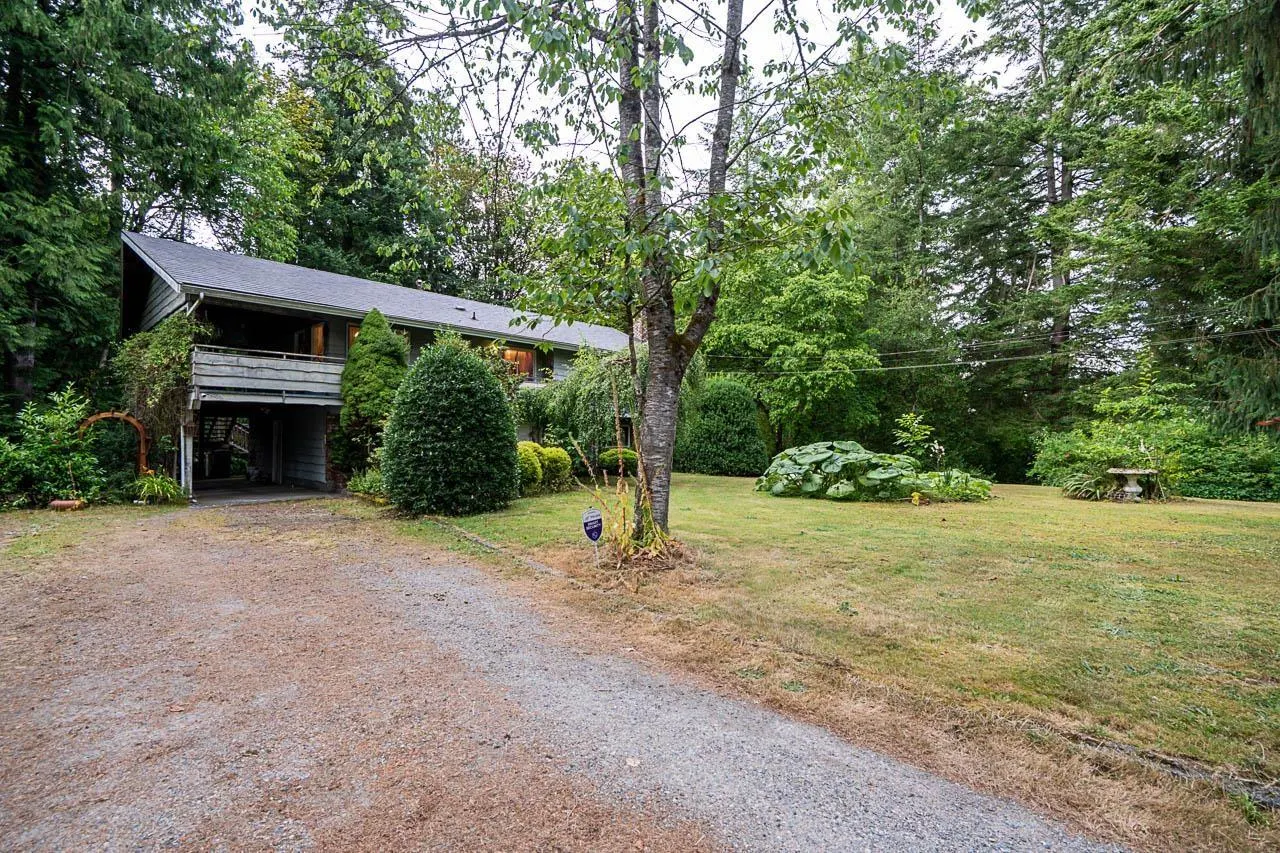 20088 FERNRIDGE CRESCENT