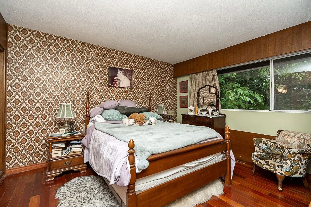 20088 FERNRIDGE CRESCENT