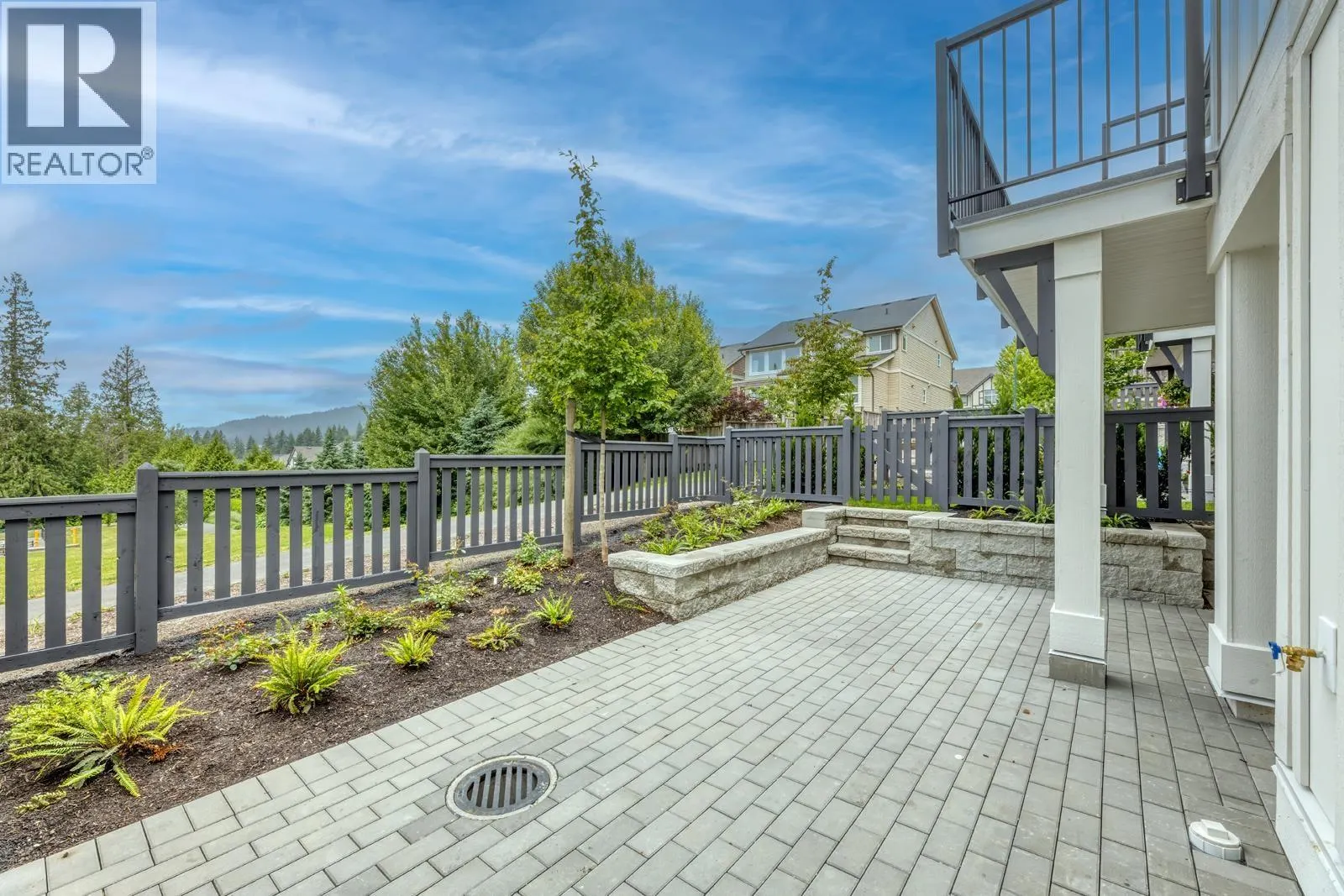 104 3421 QUEENSTON AVENUE
