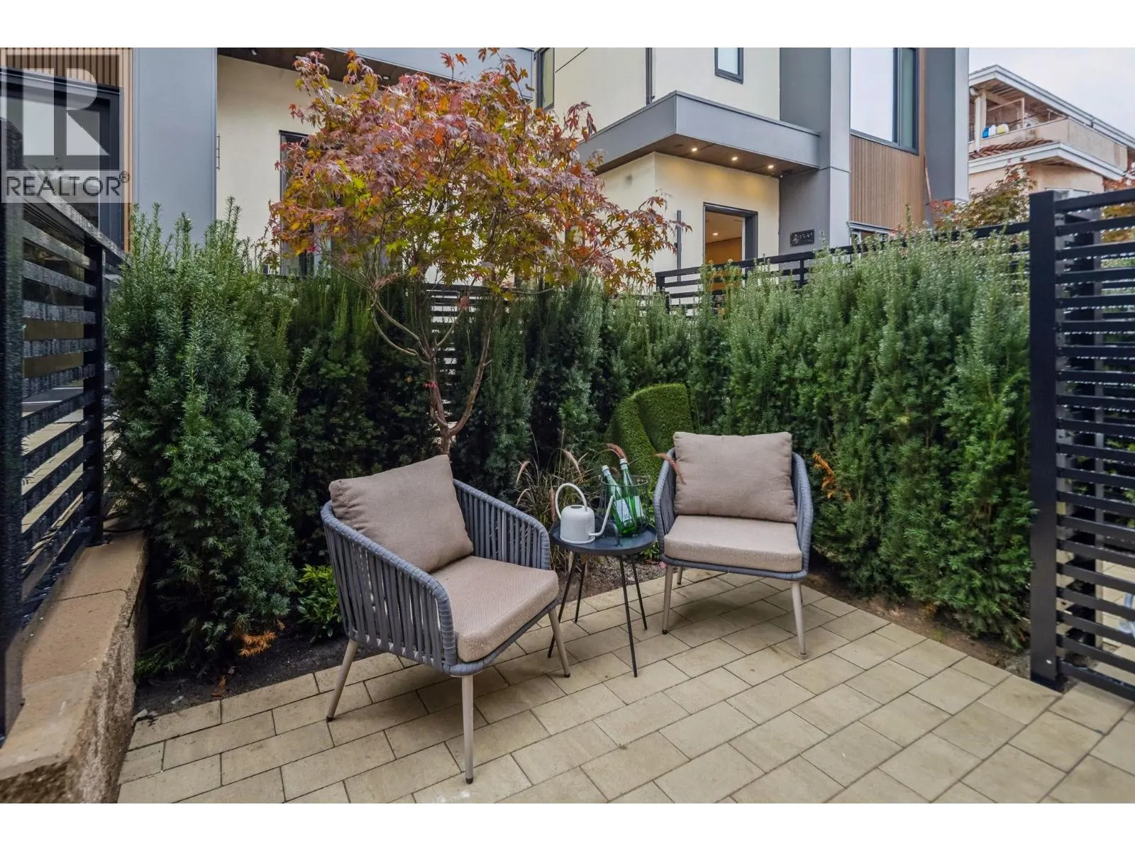 932 W 57TH STREET