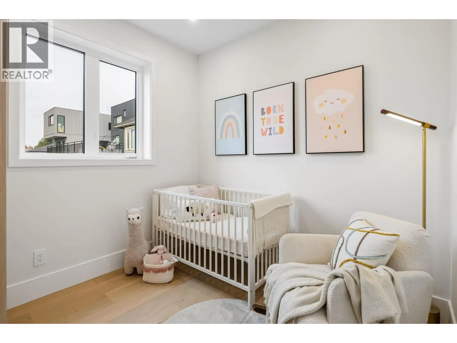 932 W 57TH STREET