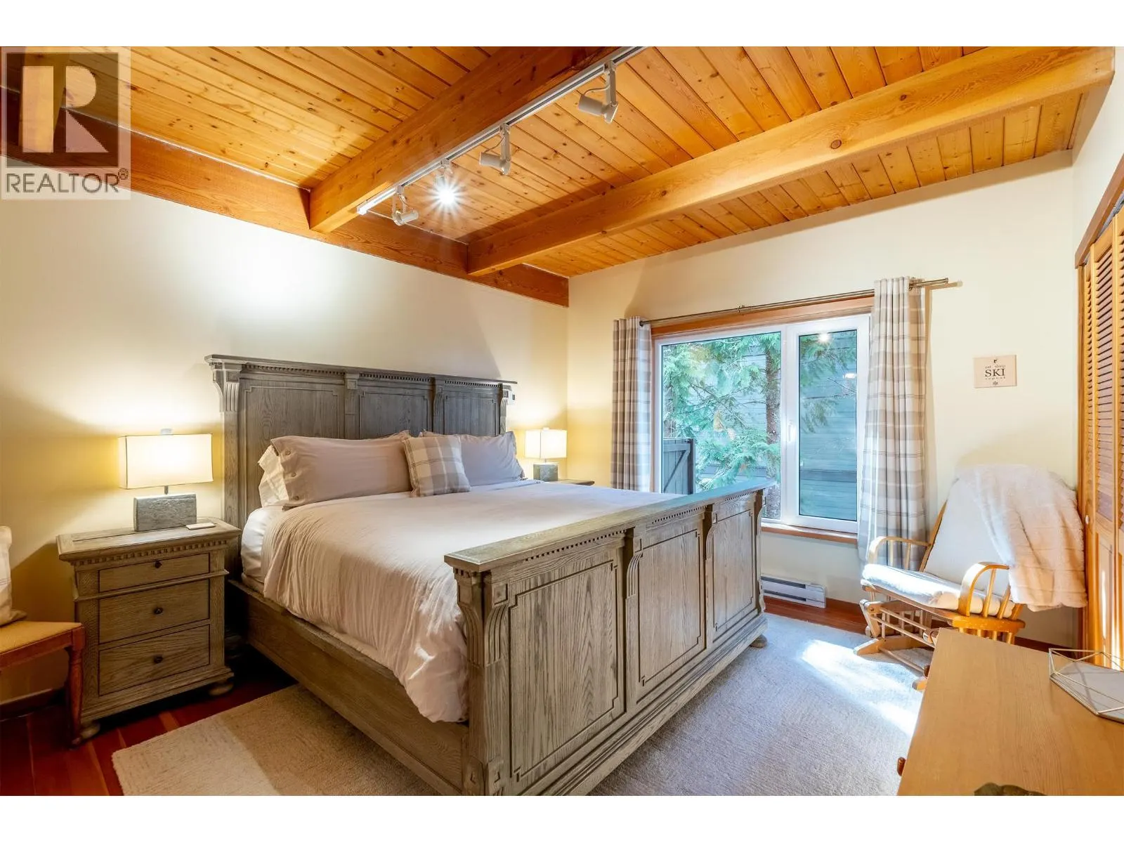 8593 DRIFTER WAY