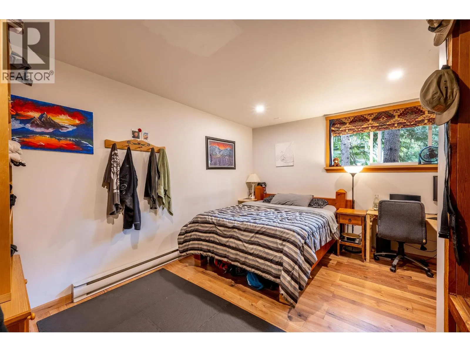 8593 DRIFTER WAY
