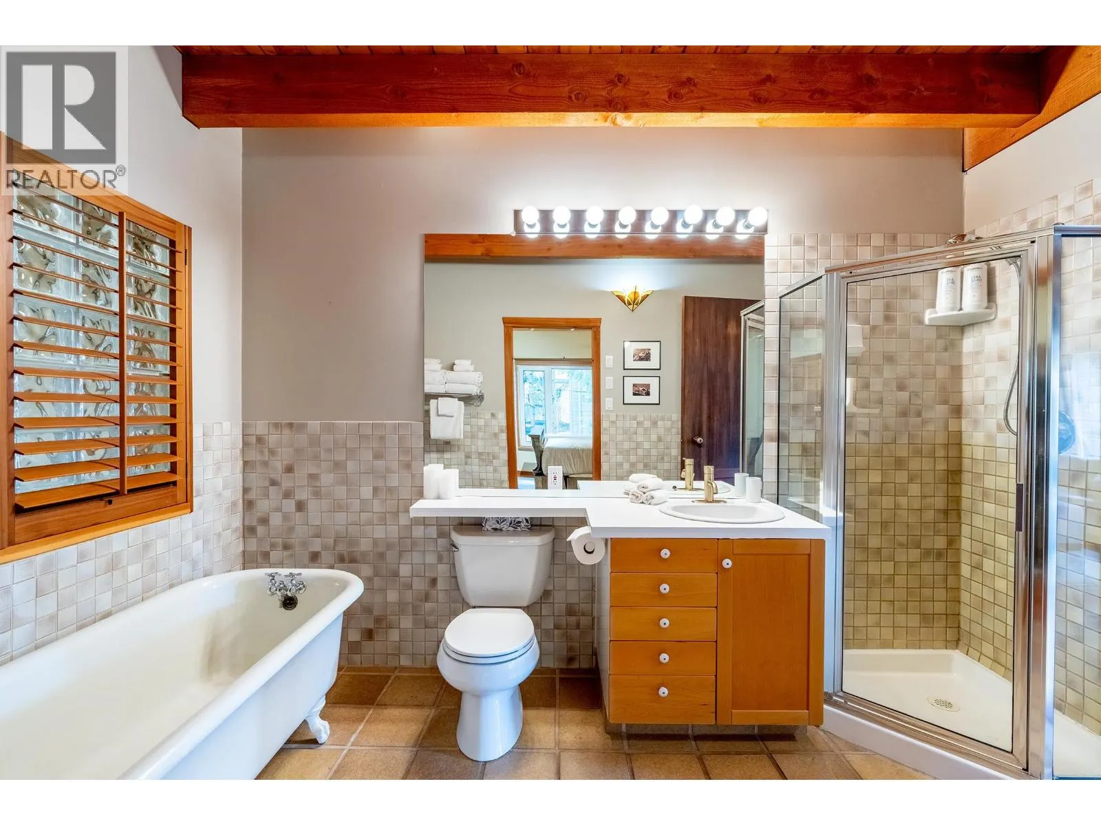 8593 DRIFTER WAY