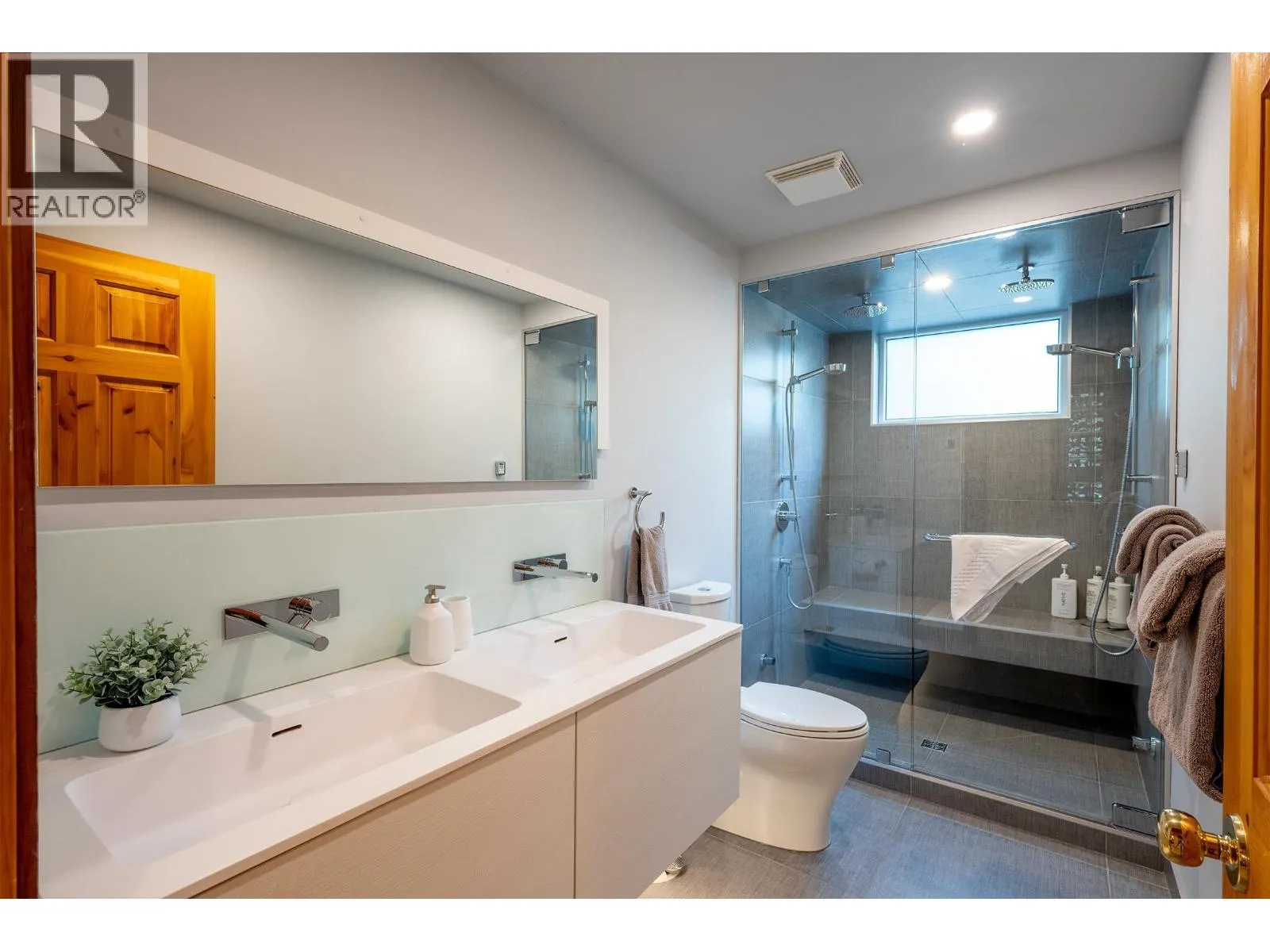 8593 DRIFTER WAY