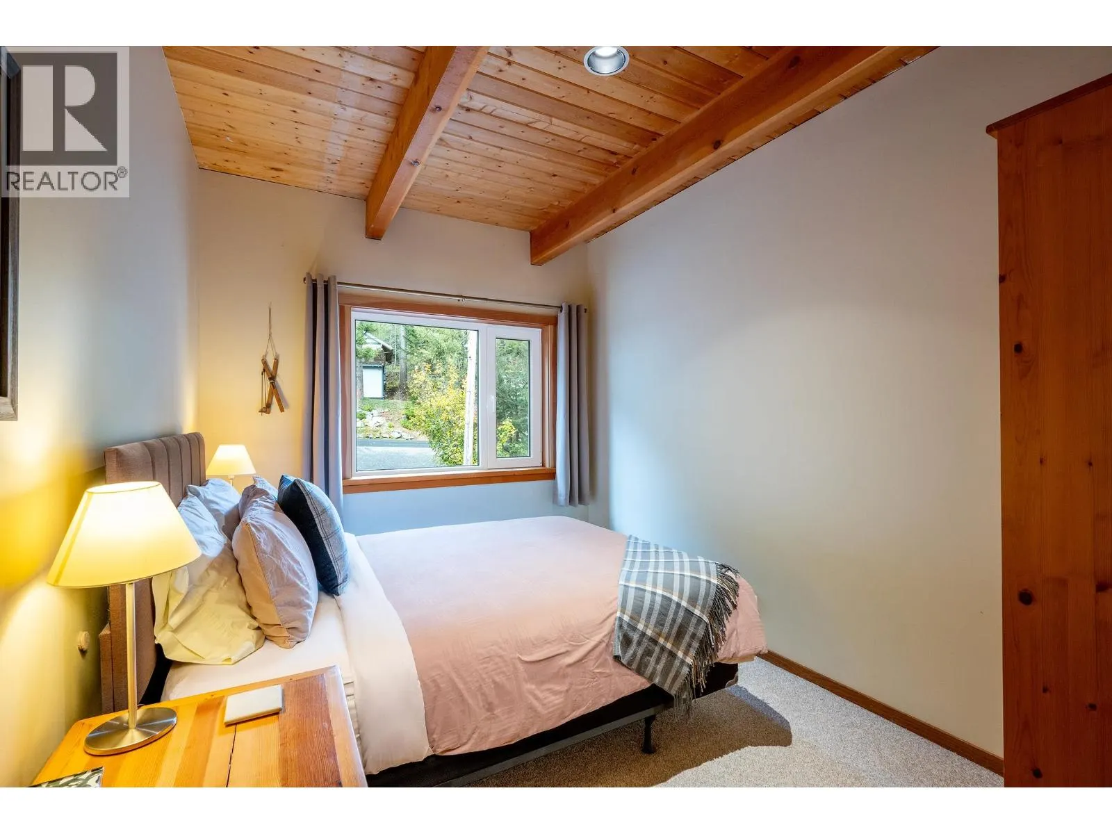 8593 DRIFTER WAY