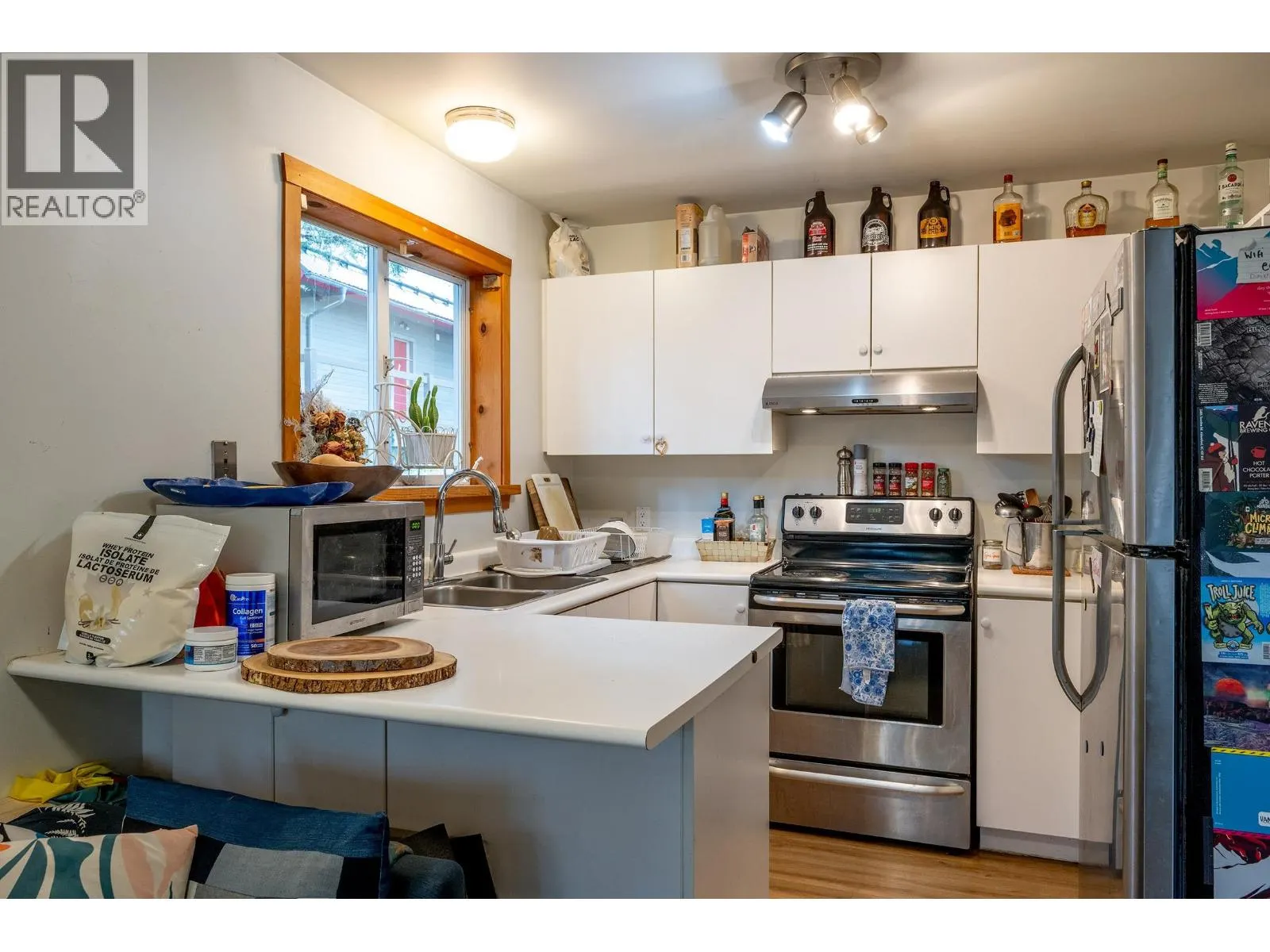8593 DRIFTER WAY