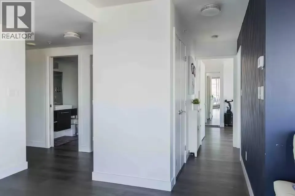 3505 188 KEEFER PLACE