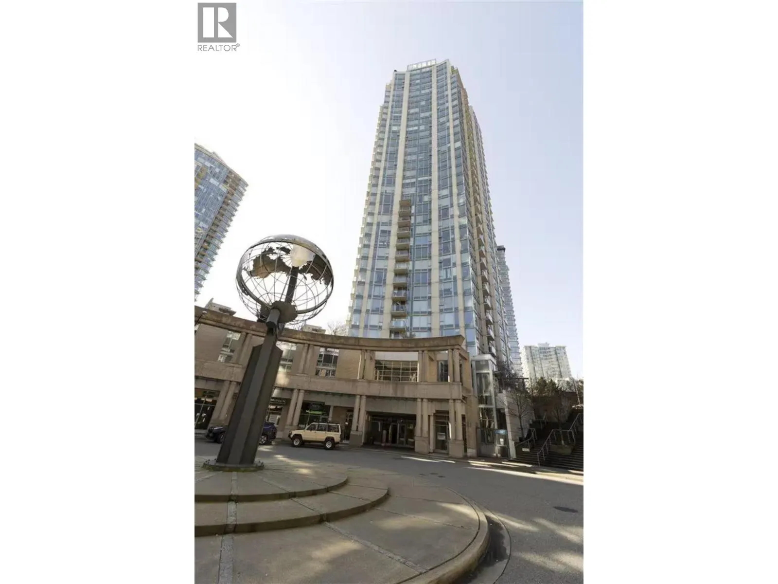 3505 188 KEEFER PLACE
