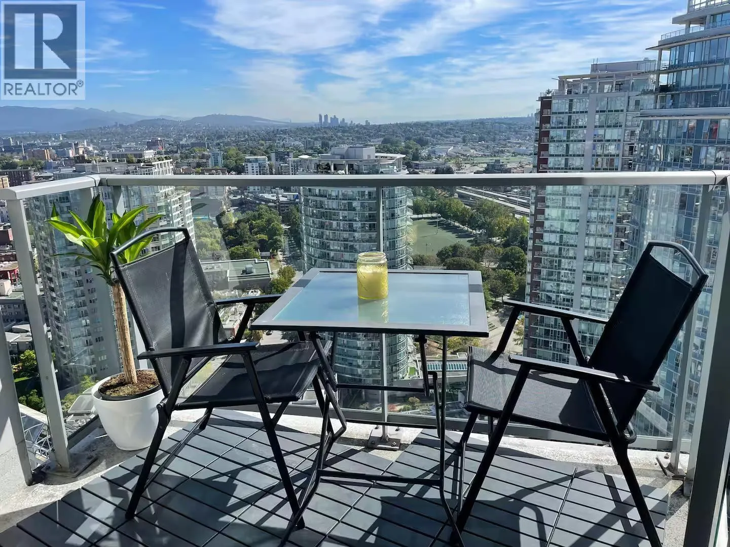 3505 188 KEEFER PLACE