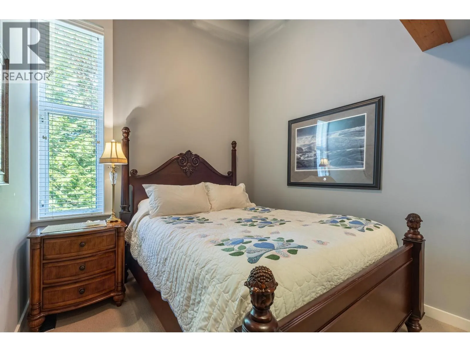 5374 WAKEFIELD BEACH LANE