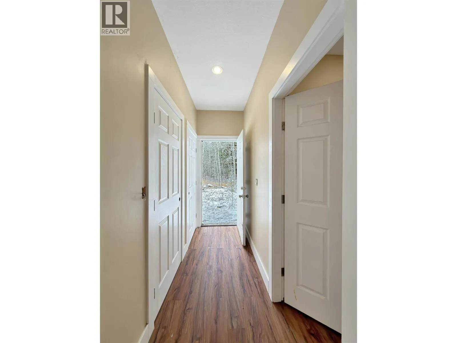 3124 HORSEFLY ROAD