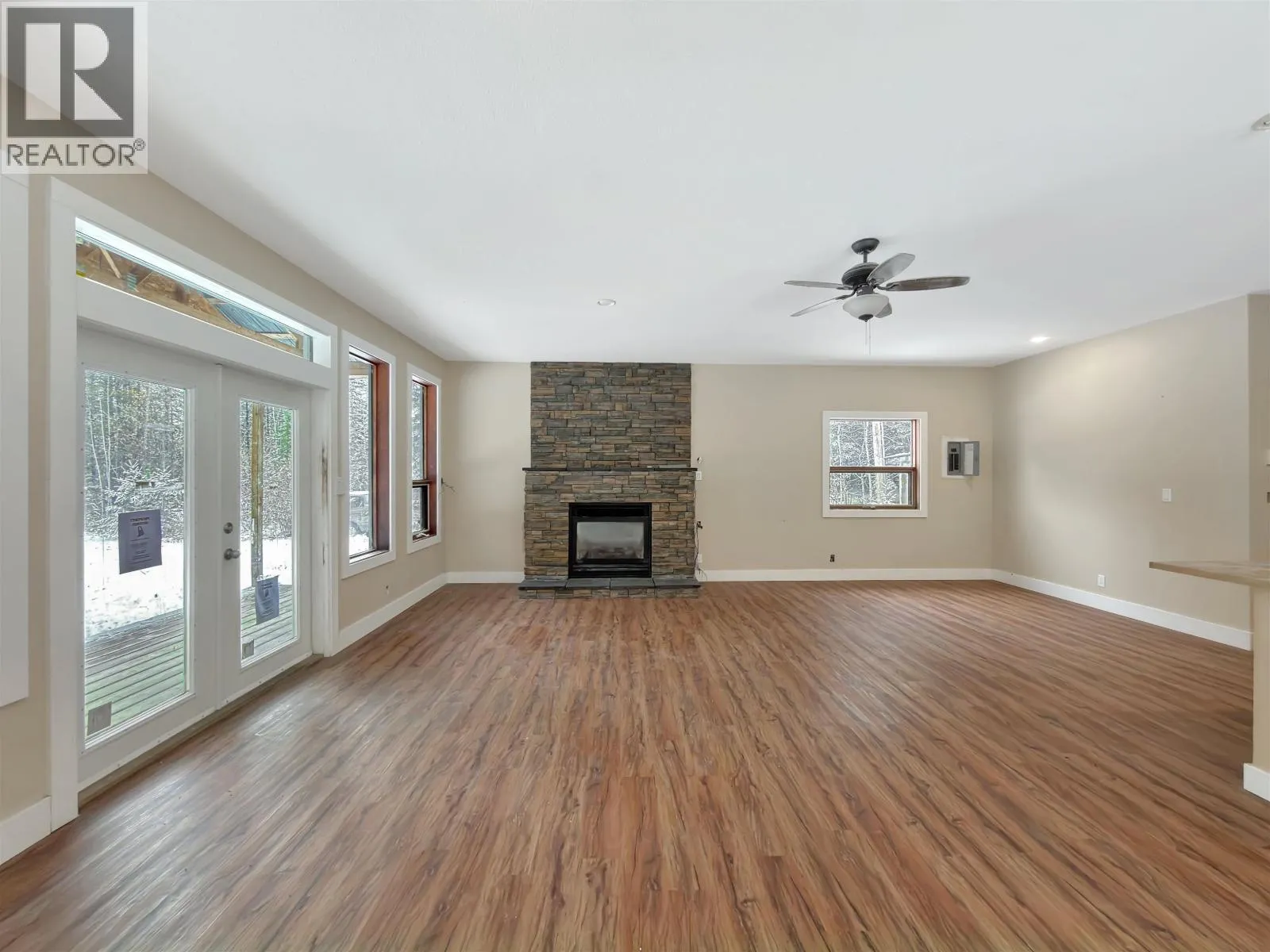 3124 HORSEFLY ROAD