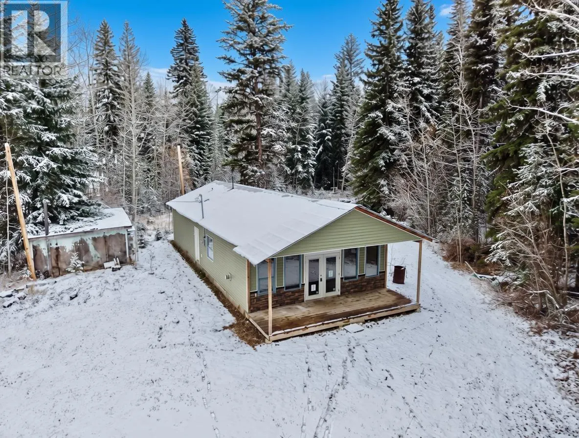 3124 HORSEFLY ROAD