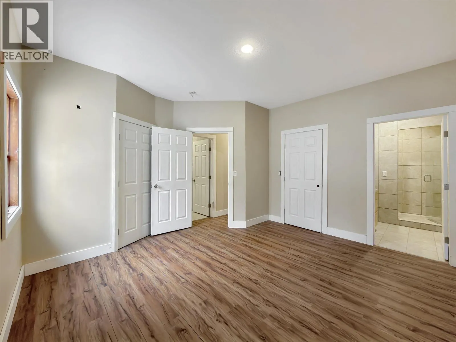 3124 HORSEFLY ROAD