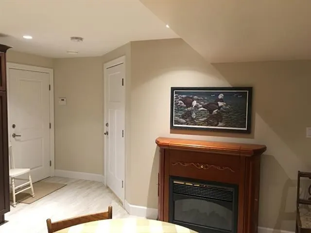 B Basement-45130 NICOMEN CRESCENT|Garrison Crossing