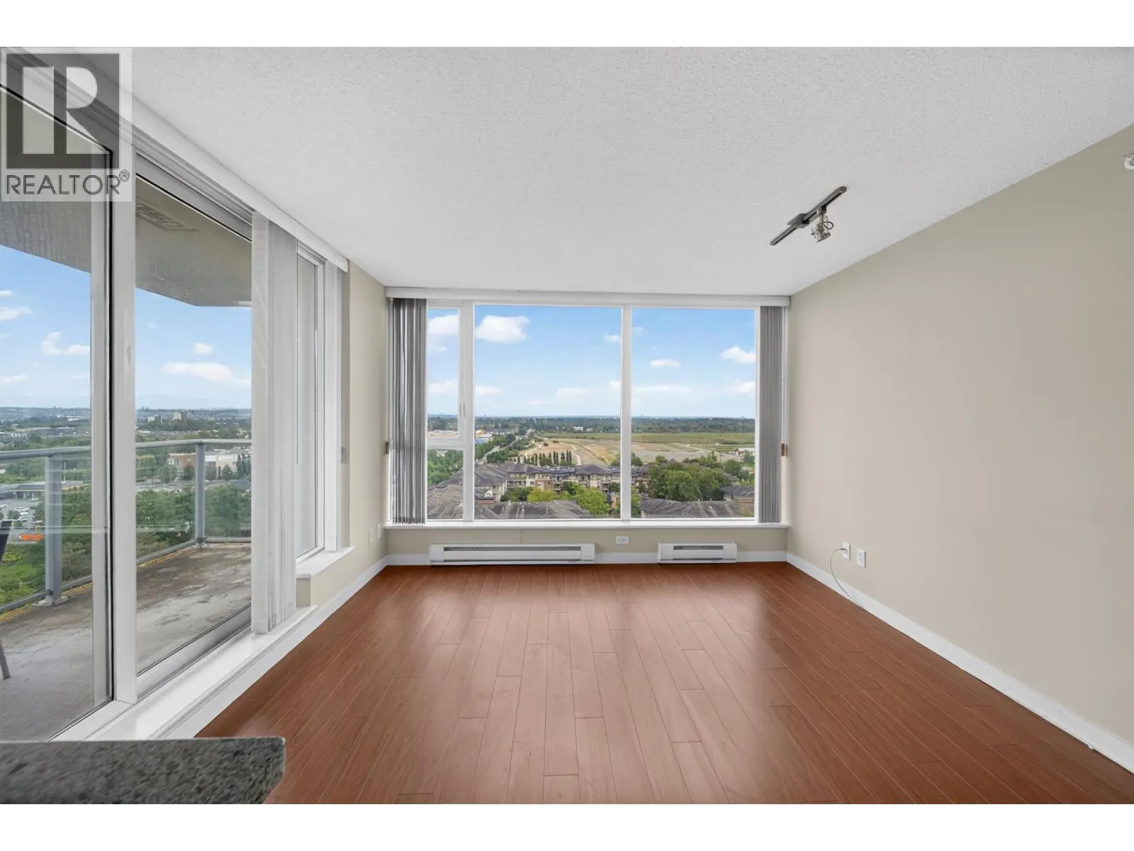 1803 5068 KWANTLEN STREET