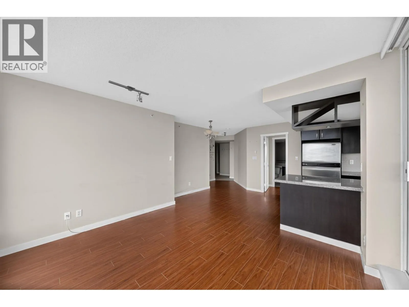 1803 5068 KWANTLEN STREET