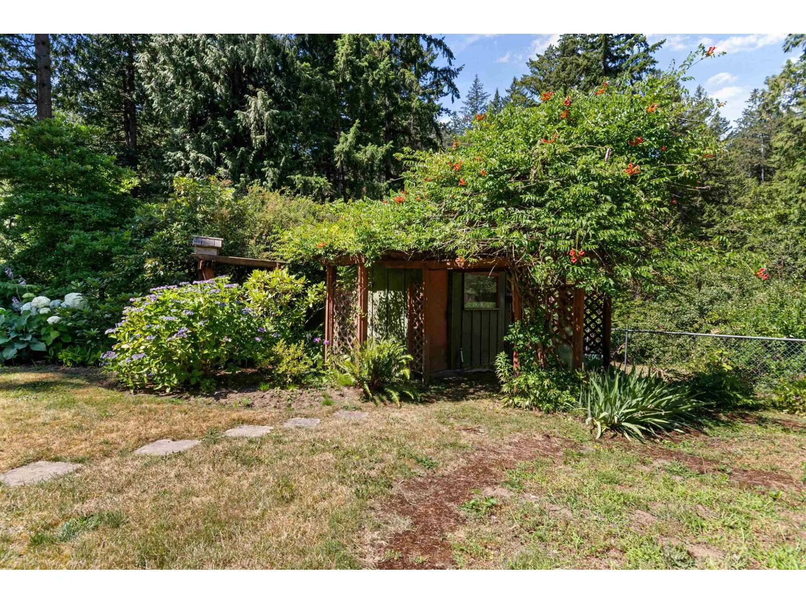 19899 SILVERHOPE ROAD|Hope