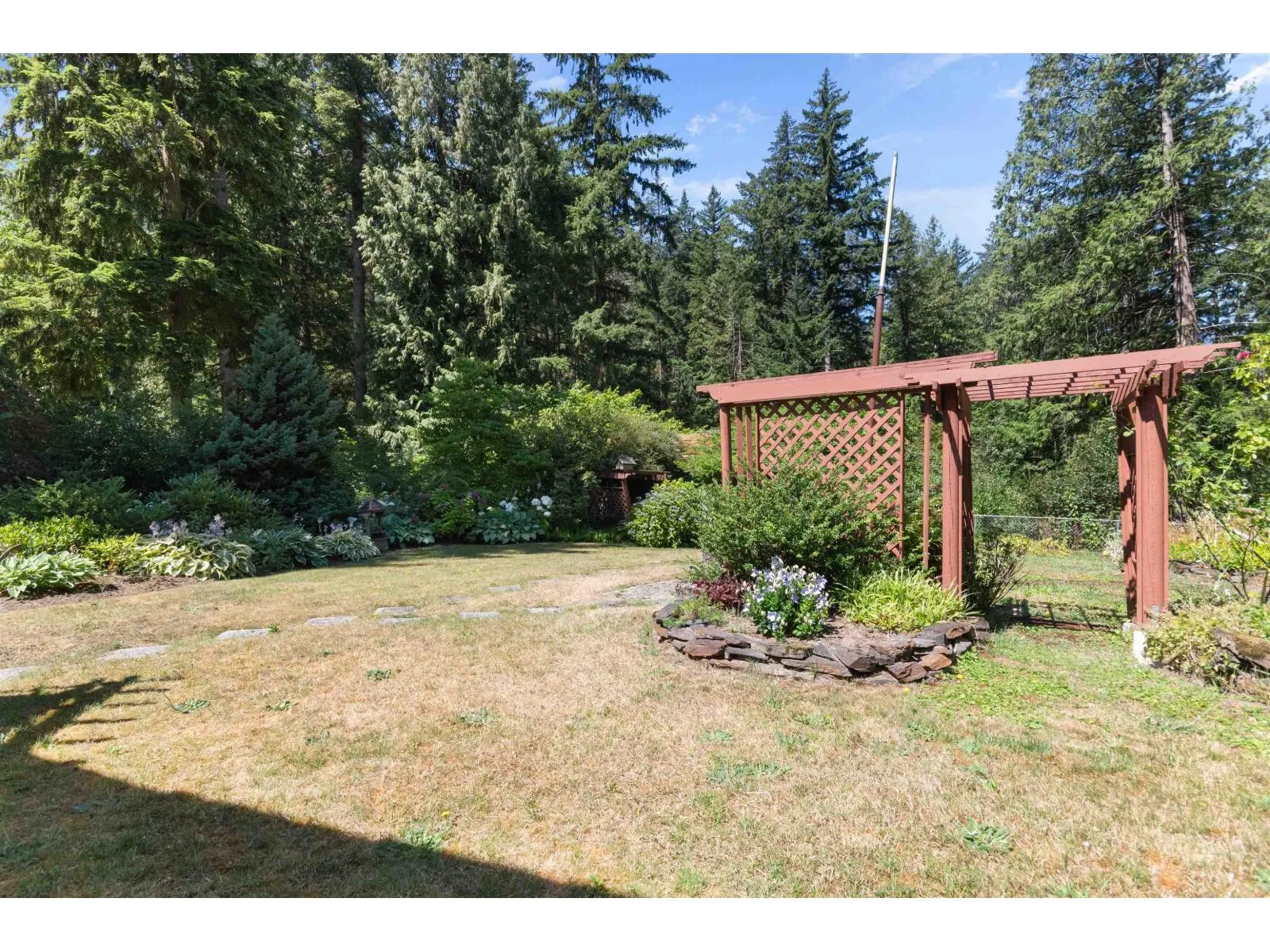19899 SILVERHOPE ROAD|Hope