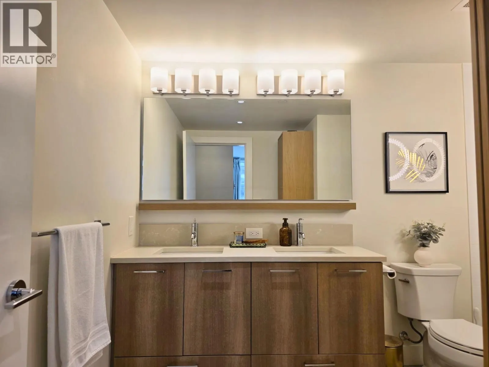 507 258 NELSON'S COURT