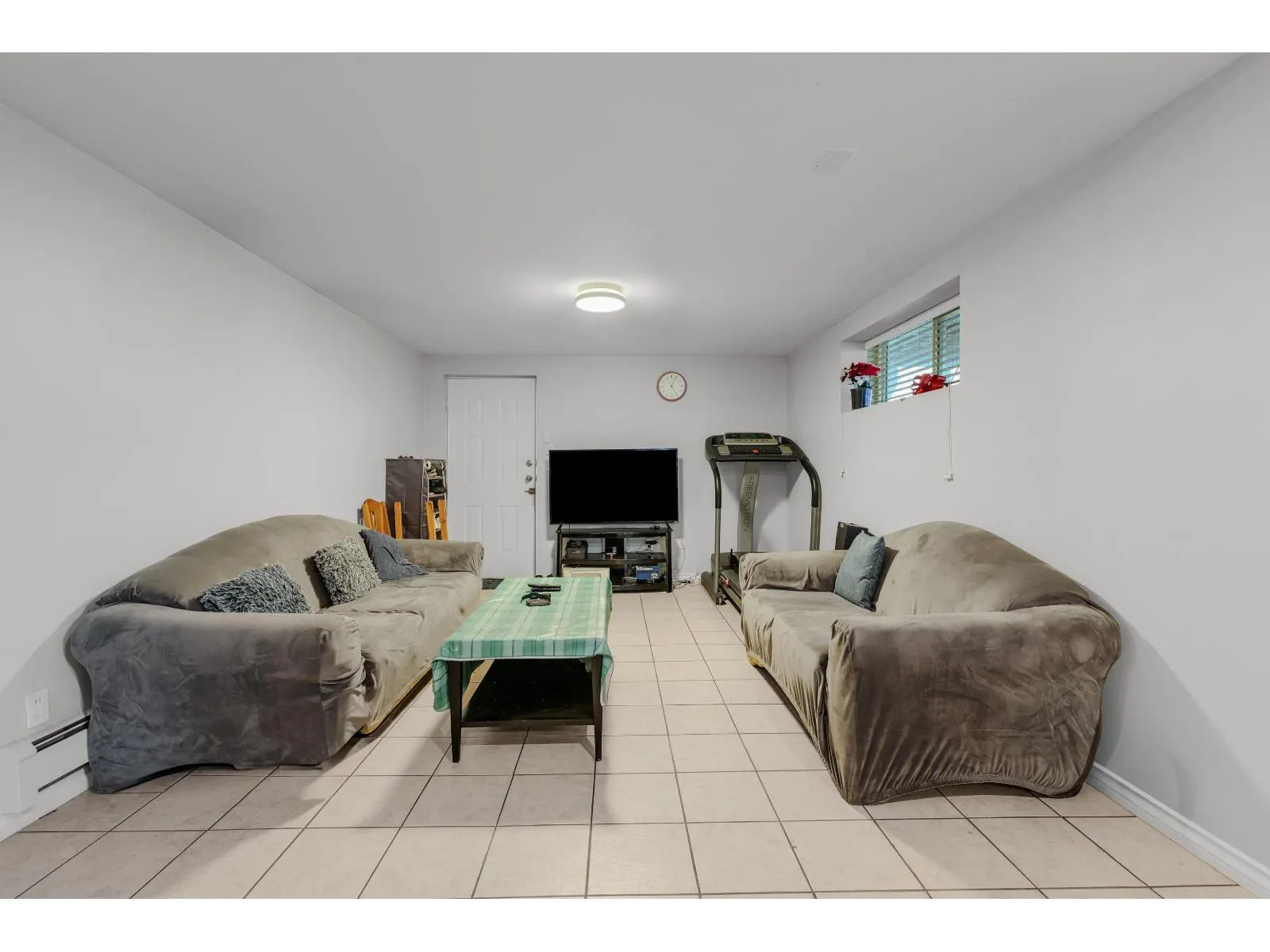 8708 143A STREET