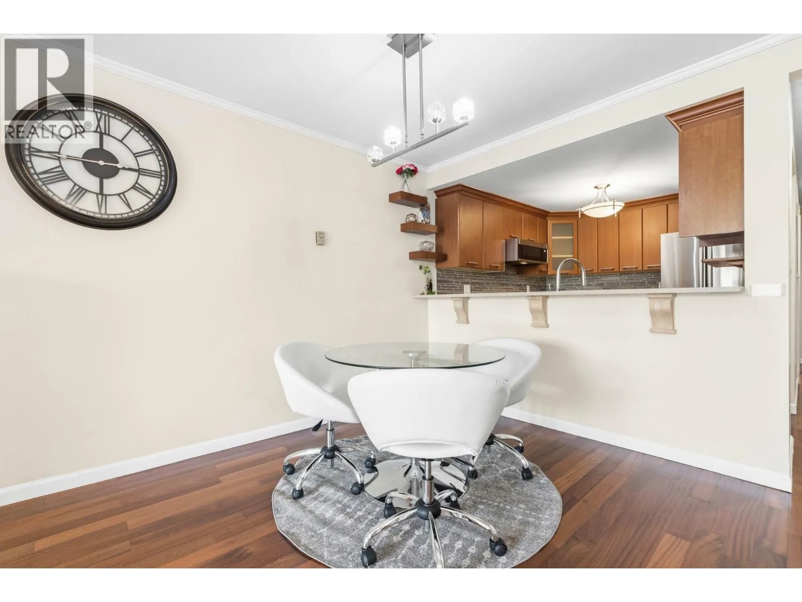 3 2150 SE MARINE DRIVE