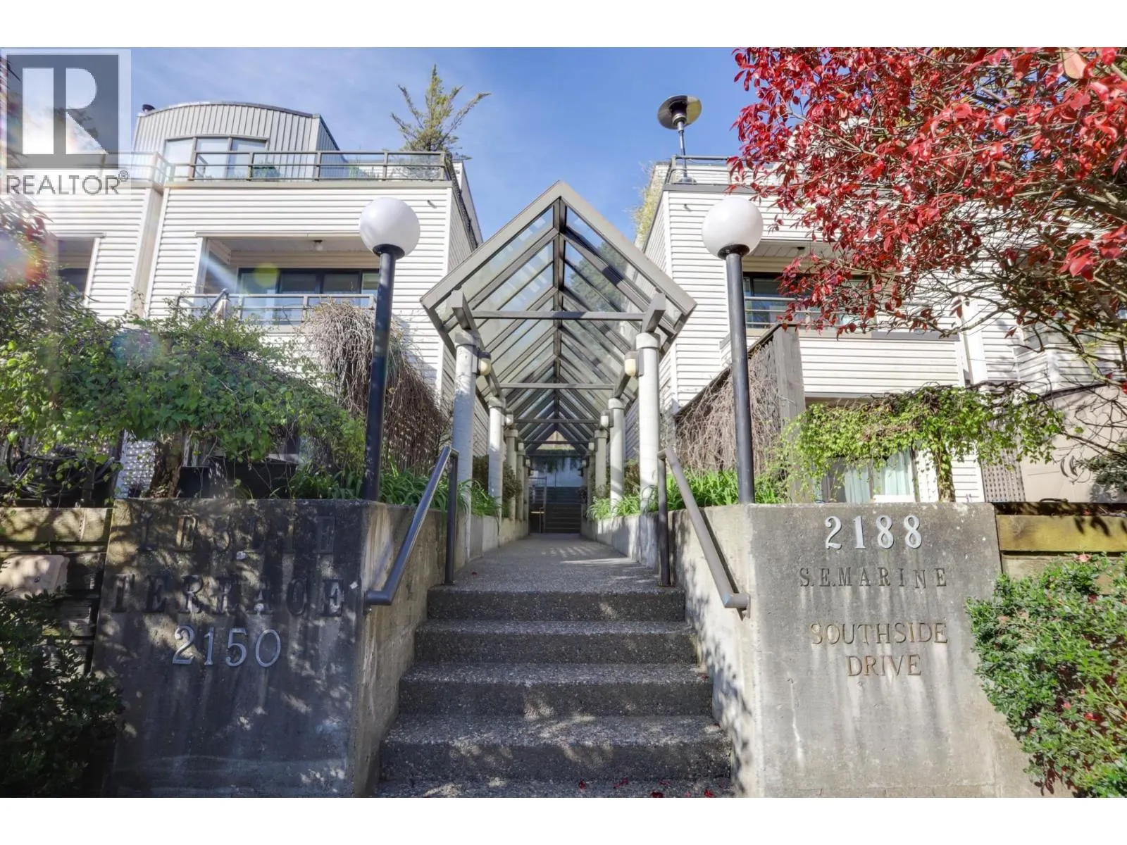 3 2150 SE MARINE DRIVE
