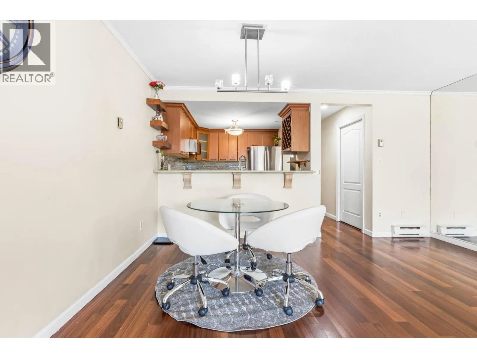 3 2150 SE MARINE DRIVE