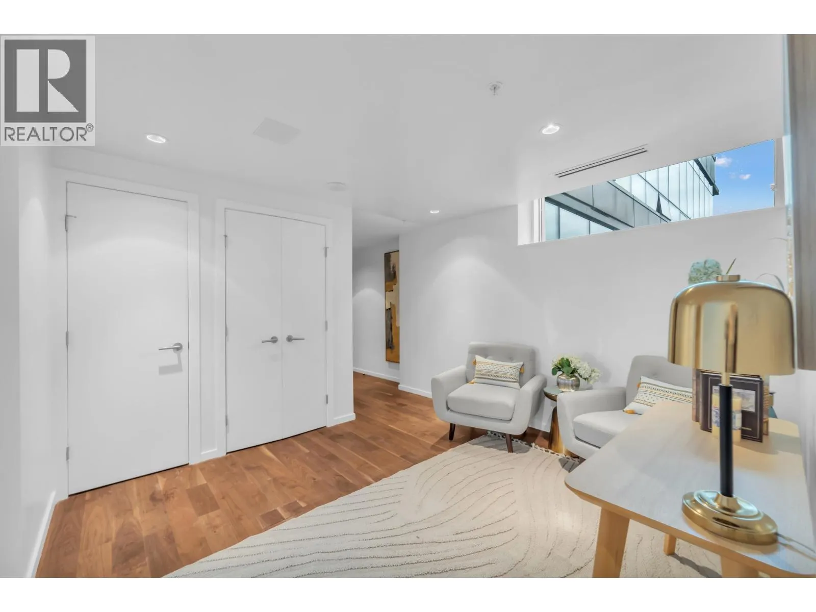 1703 8588 CORNISH STREET