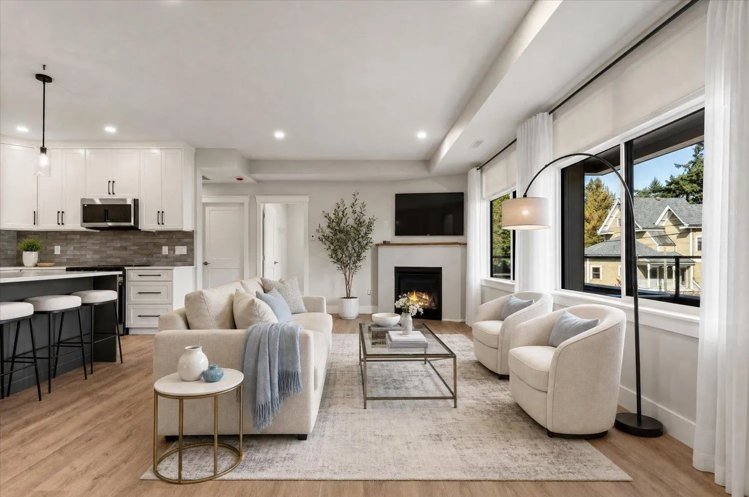 304 210 PARK STREET|Hope