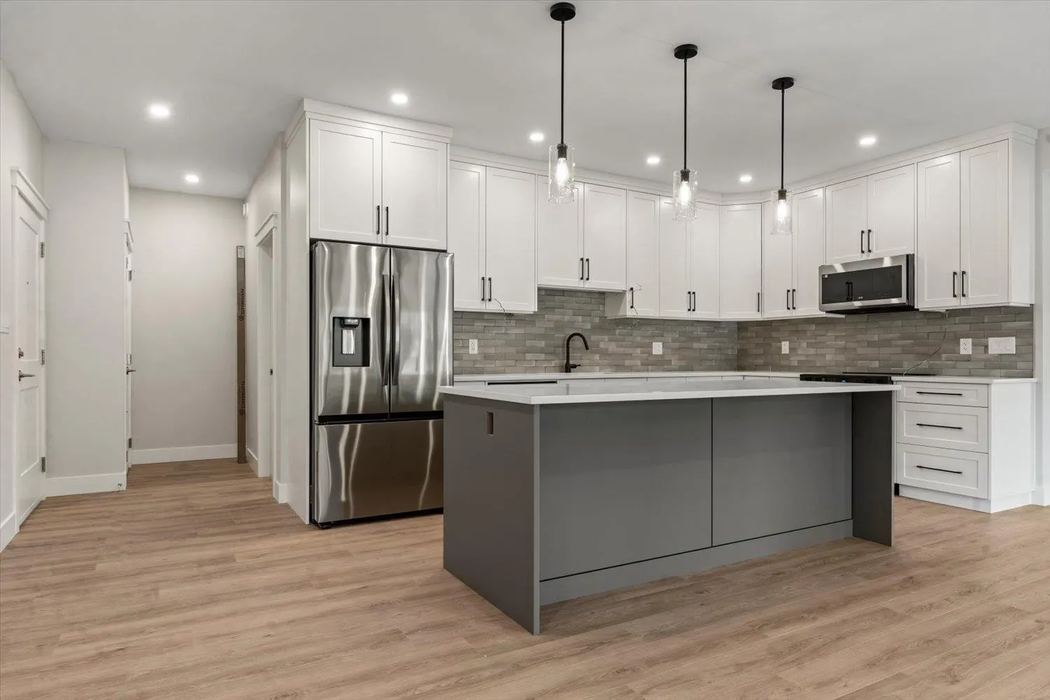 304 210 PARK STREET|Hope