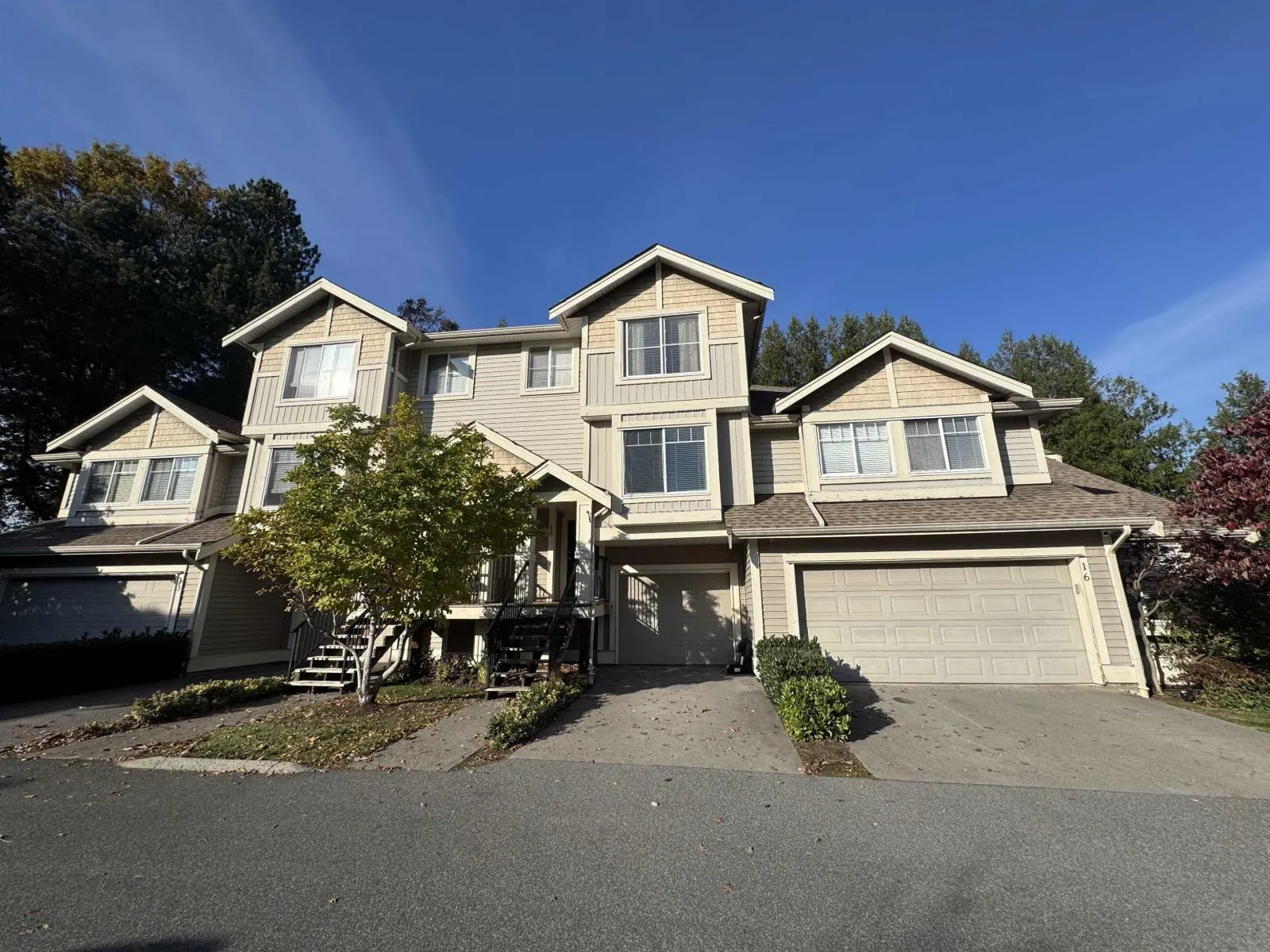 15 45550 SHAWNIGAN CRESCENT|Garrison Crossing