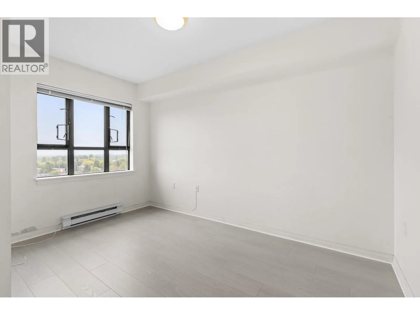 1605 6611 COONEY ROAD