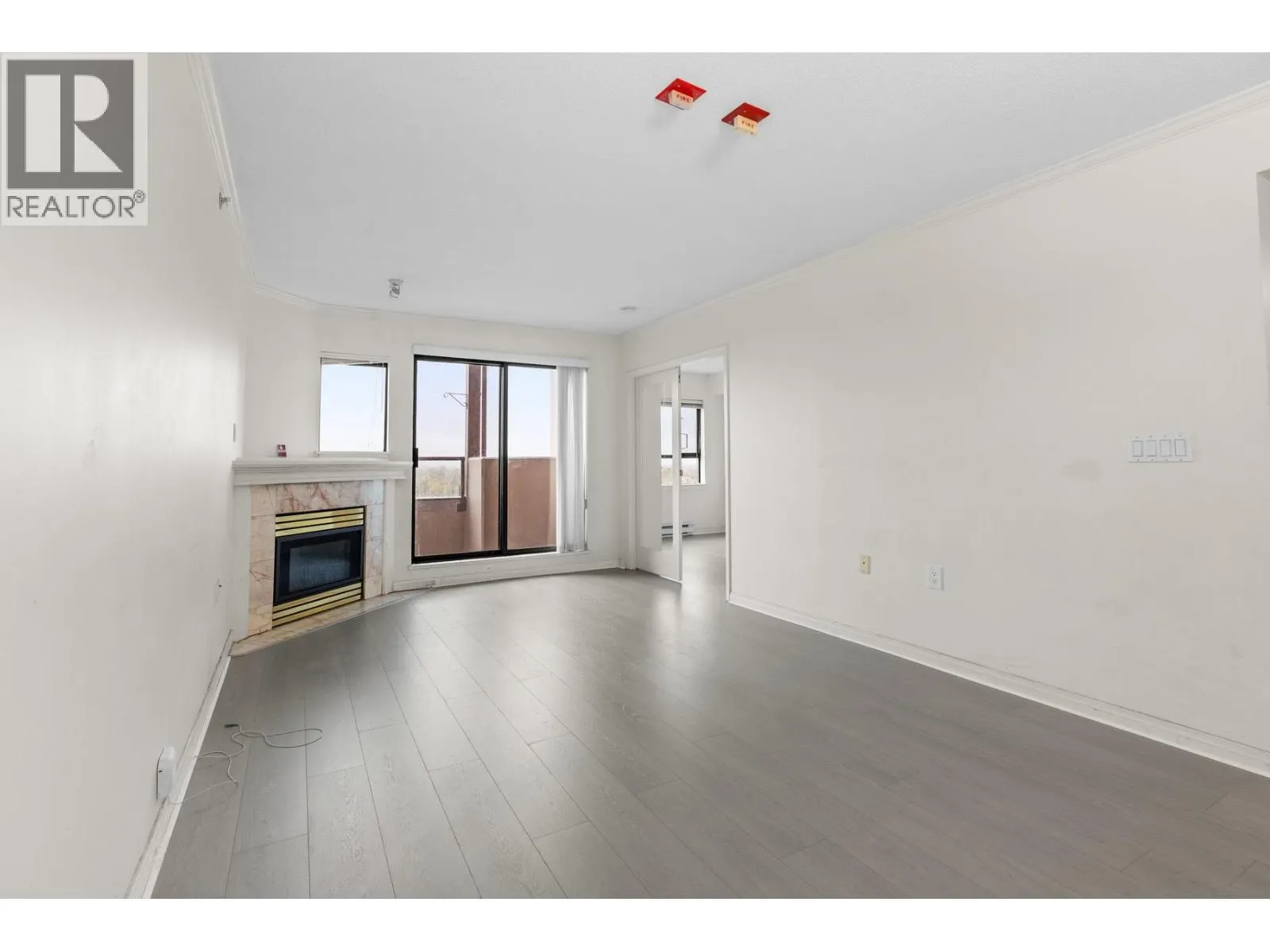 1605 6611 COONEY ROAD