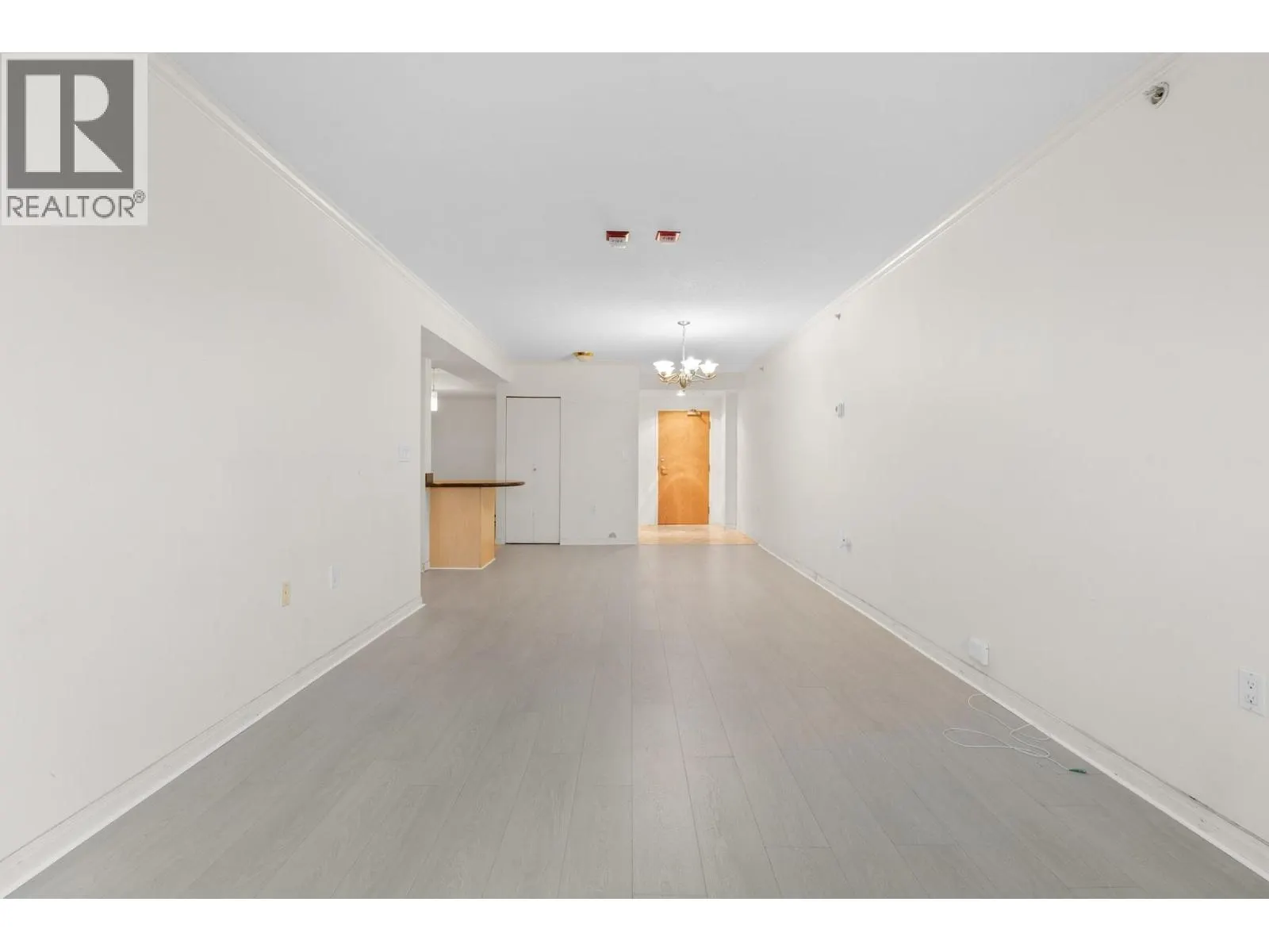 1605 6611 COONEY ROAD